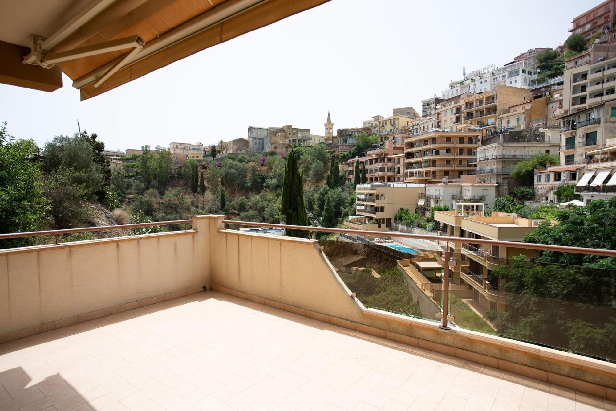 Casa Manoti Taormina Apartment Екстериор снимка
